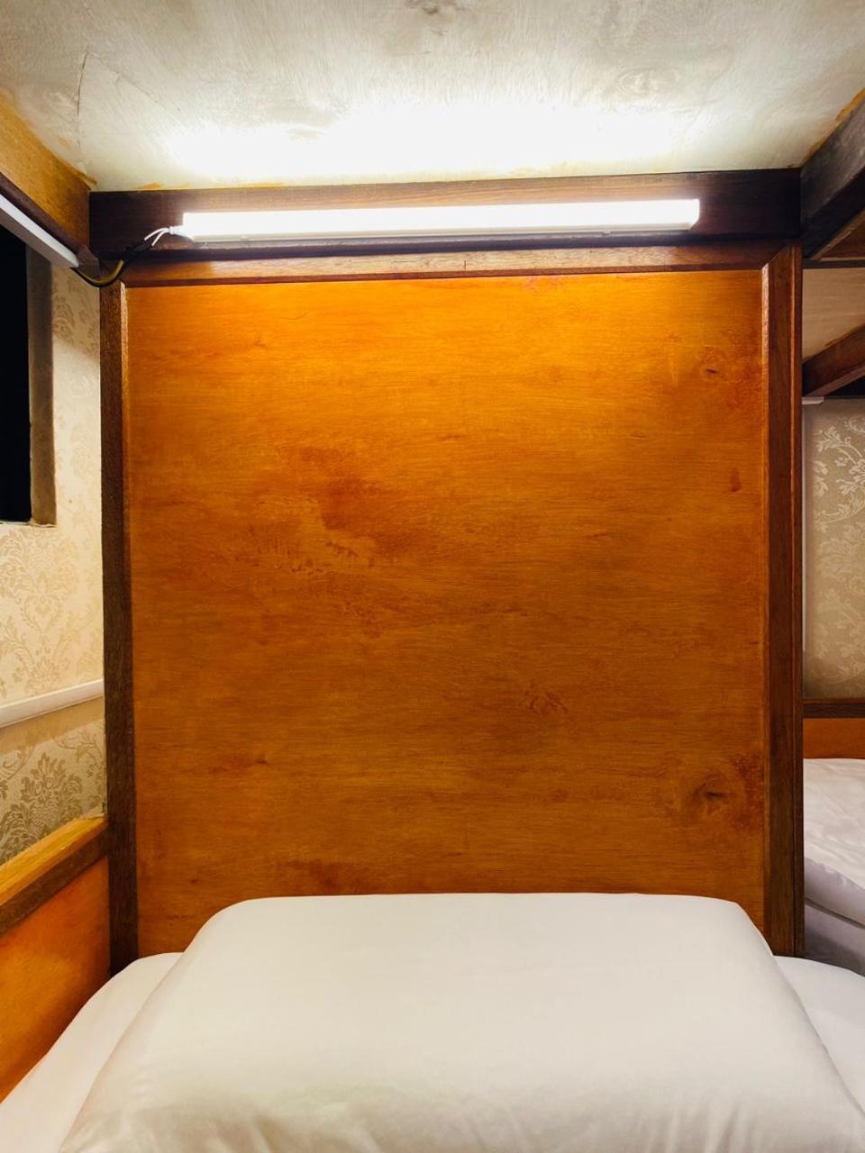 H2 Worldpackers , The Social Hotel Κότα Κιναμπαλού Εξωτερικό φωτογραφία