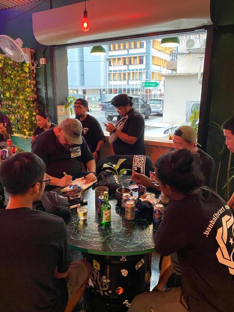 H2 Worldpackers , The Social Hotel Κότα Κιναμπαλού Εξωτερικό φωτογραφία